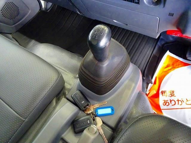 ISUZU ELF 2018 Image 31