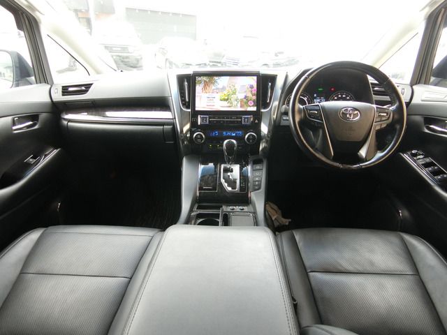 TOYOTA ALPHARD HYBRID 4WD 2020 Image 31