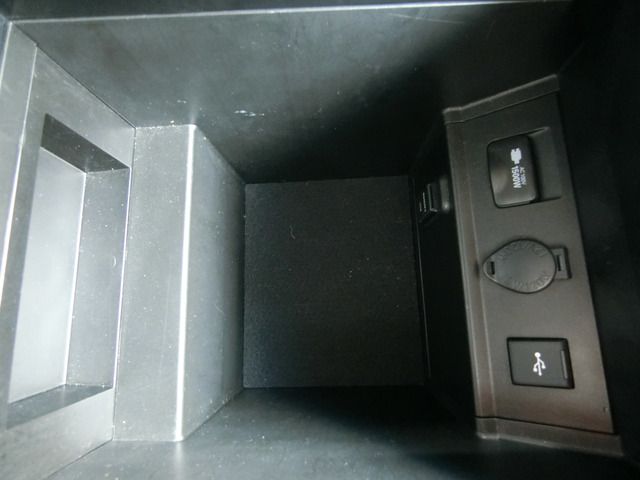 TOYOTA ALPHARD HYBRID 4WD 2020 Image 31