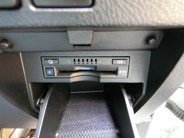 TOYOTA ALPHARD HYBRID 4WD 2020 Image 31