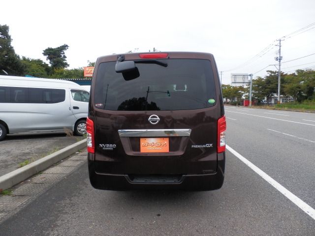NISSAN NV350 CARAVAN 4WD 2019 Image 31