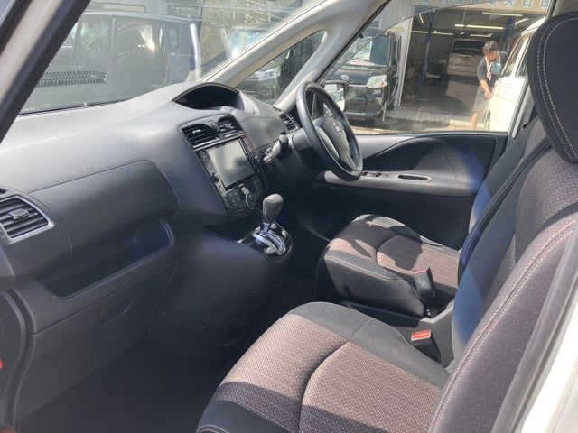 NISSAN SERENA  S-HYBRID 2014 Image 31