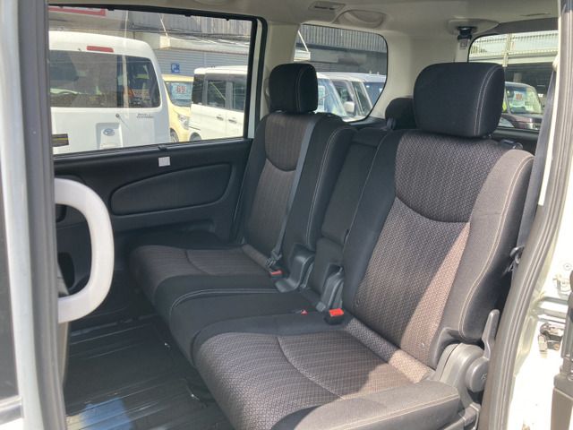 NISSAN SERENA  S-HYBRID 2014 Image 31