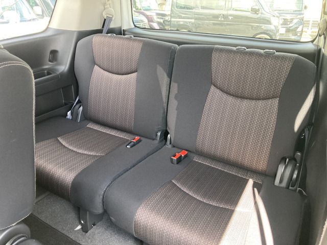 NISSAN SERENA  S-HYBRID 2014 Image 31
