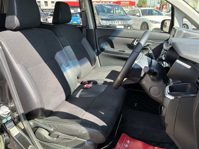 DAIHATSU MOVE CUSTOM 4WD 2017 Image 31