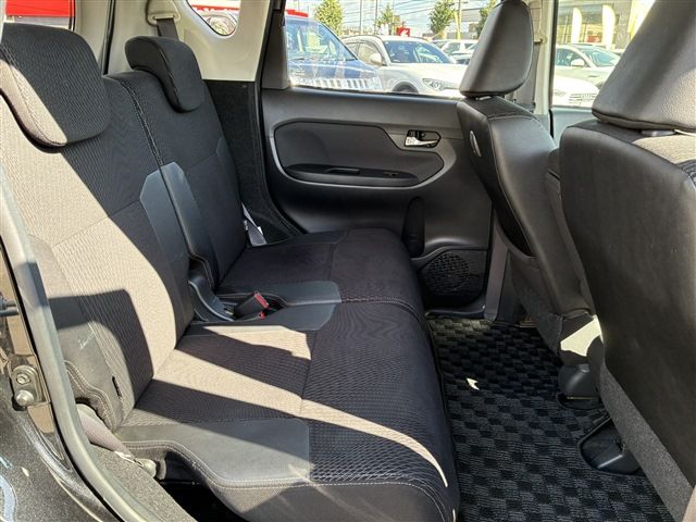 DAIHATSU MOVE CUSTOM 4WD 2017 Image 31