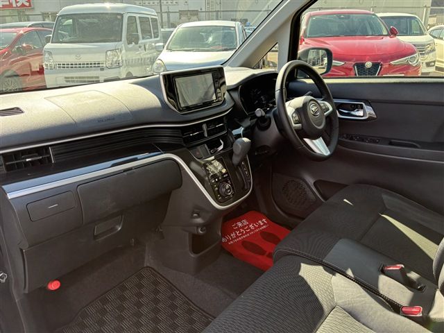 DAIHATSU MOVE CUSTOM 4WD 2017 Image 31