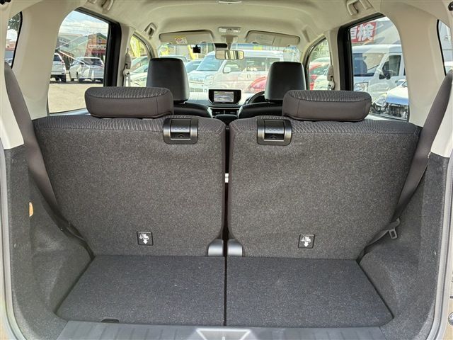 DAIHATSU MOVE CUSTOM 4WD 2017 Image 31