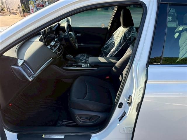 TOYOTA CROWN SEDAN HYBRID 2021 Image 31