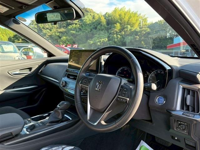 TOYOTA CROWN SEDAN HYBRID 2021 Image 31