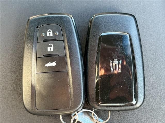 TOYOTA CROWN SEDAN HYBRID 2021 Image 31