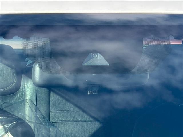 TOYOTA CROWN SEDAN HYBRID 2021 Image 31