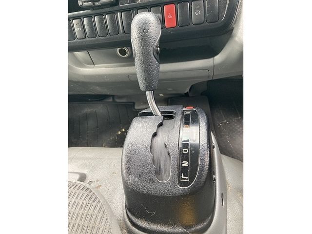 TOYOTA DYNA 2019 Image 31