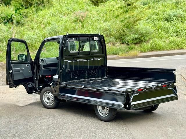 SUZUKI CARRY TRUCK 4WD 2025 Image 31