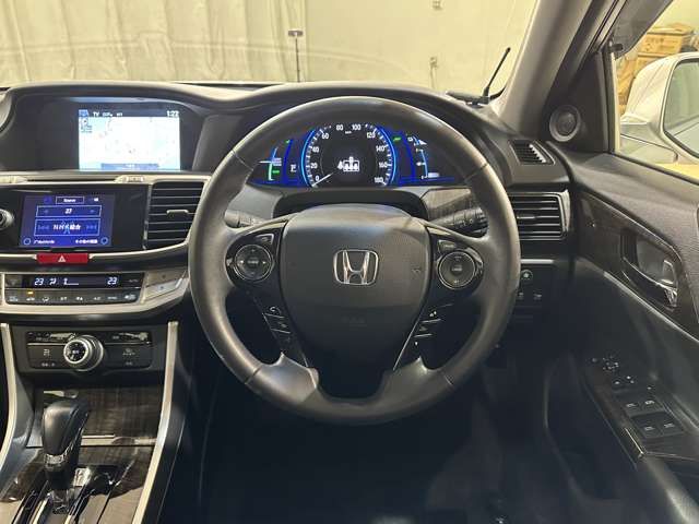 HONDA ACCORD HYBRID 2015 Image 31