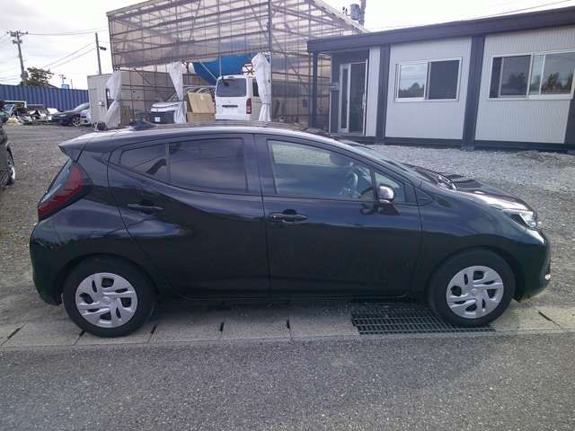 TOYOTA AQUA 2022 Image 31