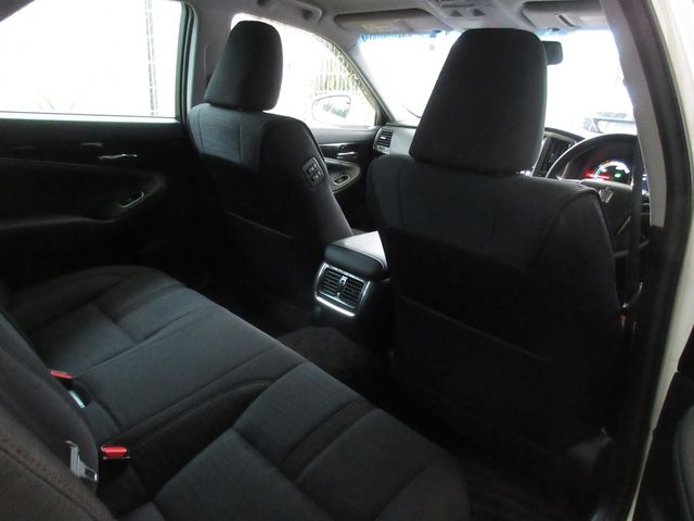 TOYOTA CROWN SEDAN HYBRID 2016 Image 31