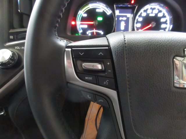 TOYOTA CROWN SEDAN HYBRID 2016 Image 31