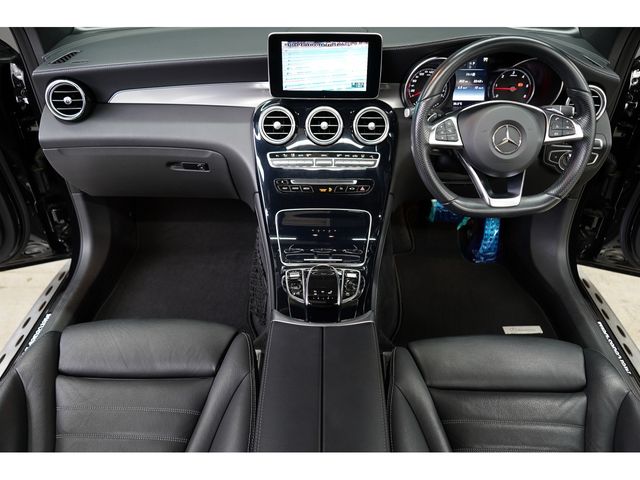 MERCEDES BENZ GLC CL 2017 Image 31