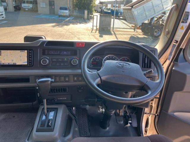 TOYOTA COASTER 2019 Image 31