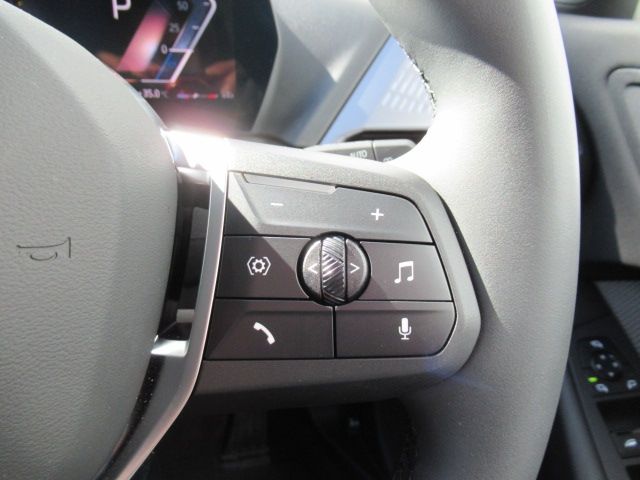 BMW 1SERIES 2025 Image 31