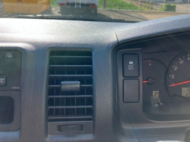 TOYOTA HIACE WAGON 2019 Image 31