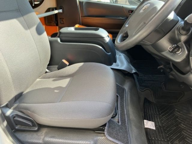 TOYOTA HIACE WAGON 2019 Image 31