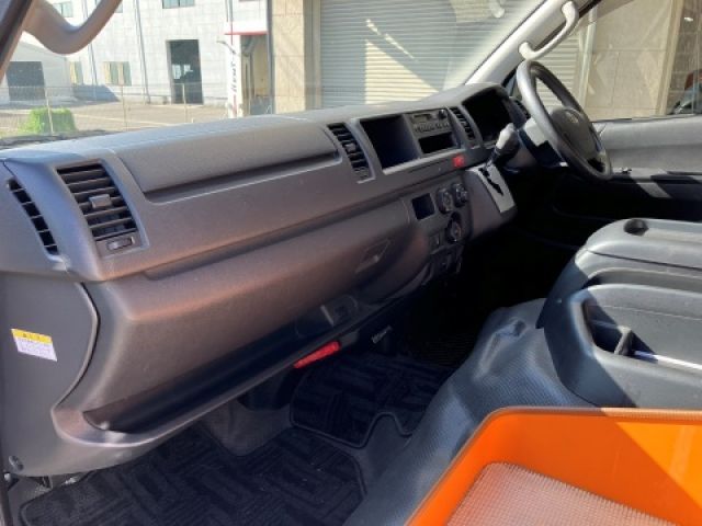 TOYOTA HIACE WAGON 2019 Image 31