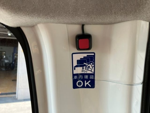 TOYOTA HIACE WAGON 2019 Image 31