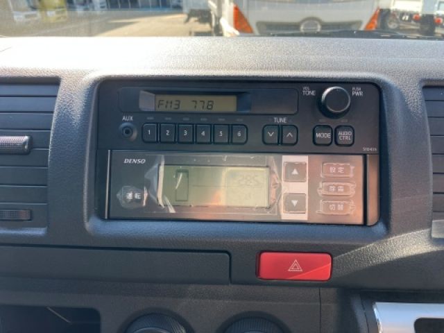 TOYOTA HIACE VAN 4WD 2024 Image 31