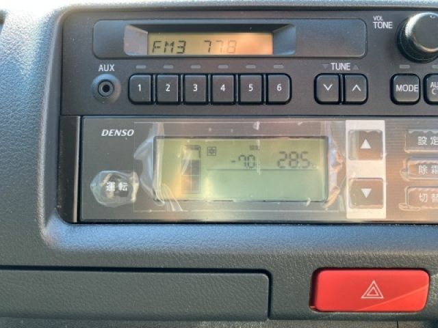 TOYOTA HIACE VAN 4WD 2024 Image 31