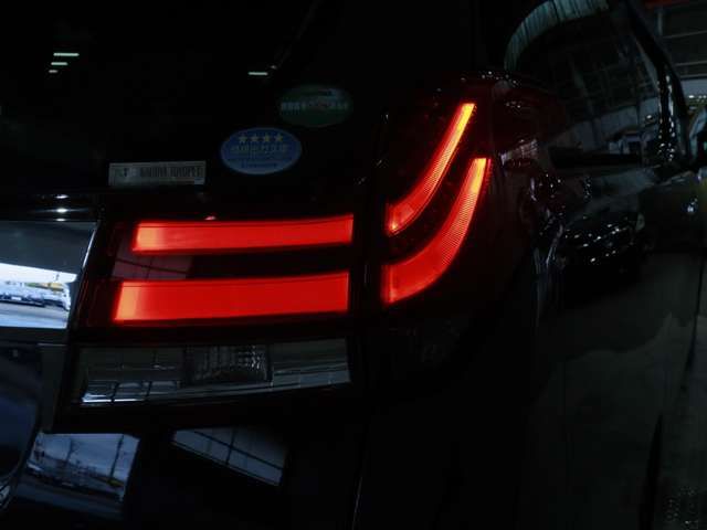 TOYOTA ALPHARD 4WD 2015 Image 31