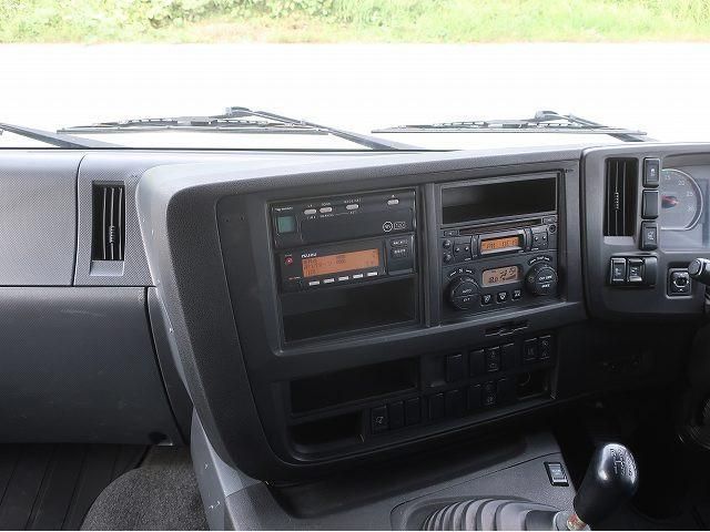 ISUZU GIGA 2017 Image 31