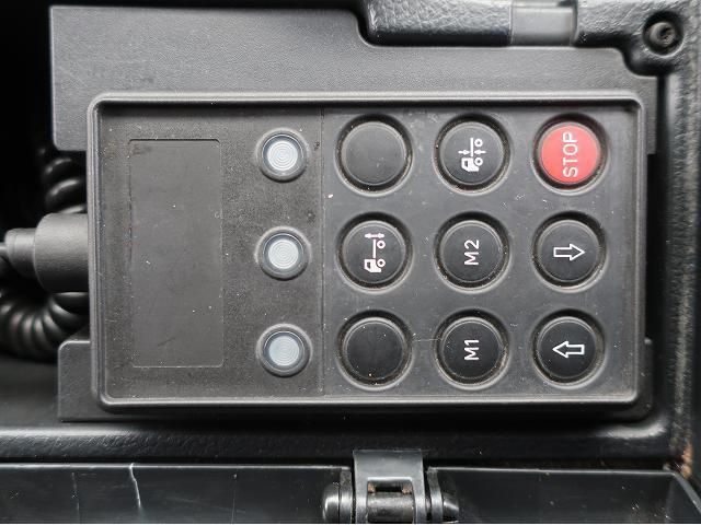 HINO PROFIA 2015 Image 31