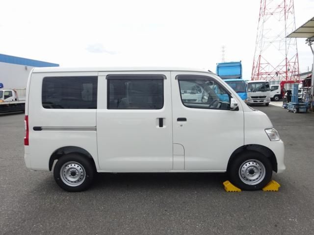 DAIHATSU GRAN MAX CARGO 2024 Image 31