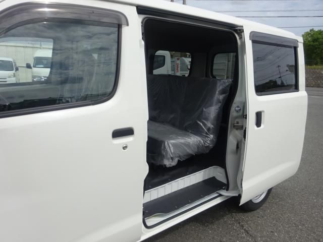 DAIHATSU GRAN MAX CARGO 2024 Image 31