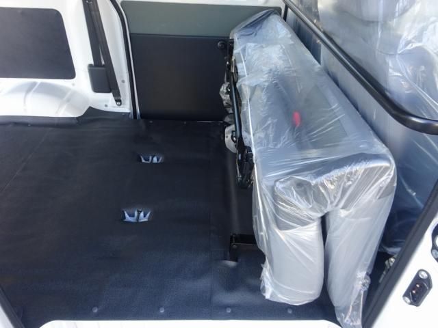 DAIHATSU GRAN MAX CARGO 2024 Image 31