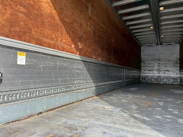 MITSUBISHI FUSOU SUPER GREAT 2014 Image 31