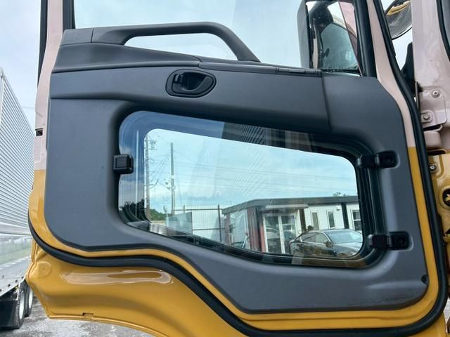 MITSUBISHI FUSOU SUPER GREAT 2014 Image 31