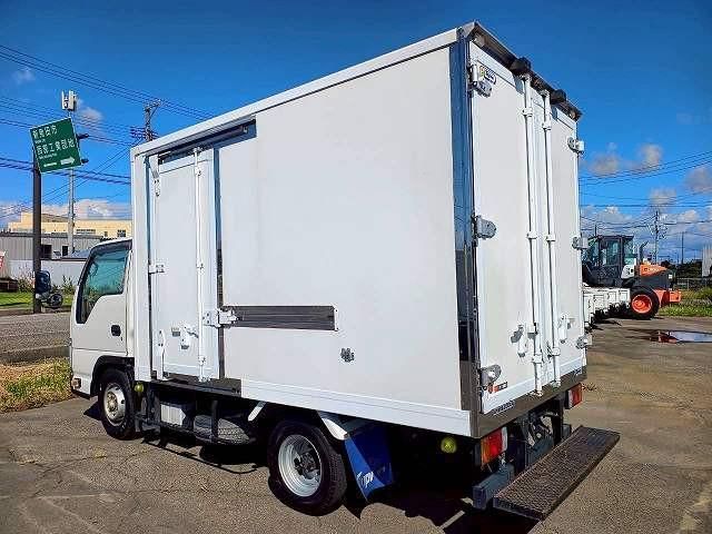 ISUZU ELF 2017 Image 31