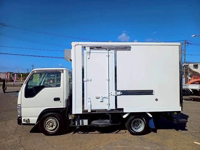 ISUZU ELF 2017 Image 31