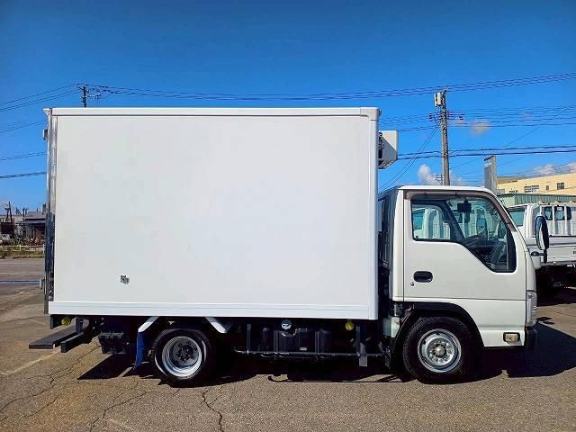 ISUZU ELF 2017 Image 31