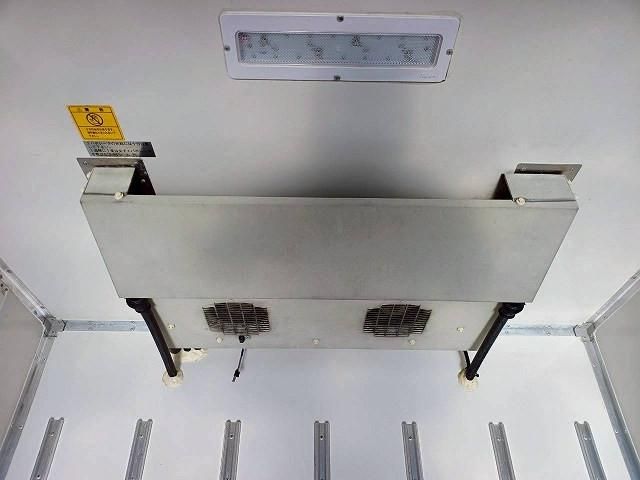 ISUZU ELF 2017 Image 31