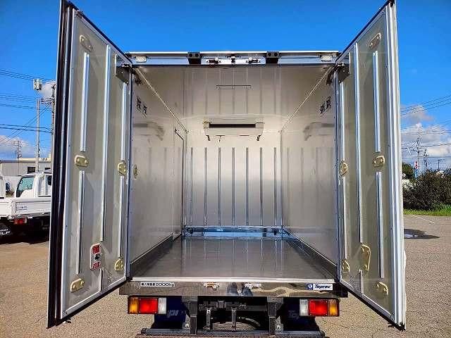 ISUZU ELF 2017 Image 31