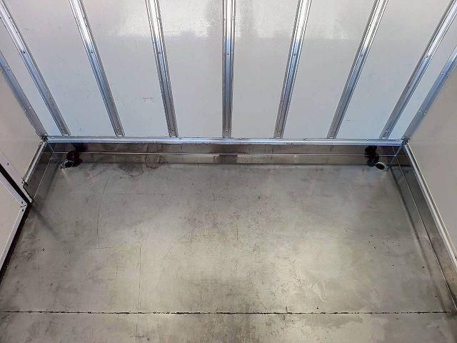 ISUZU ELF 2017 Image 31