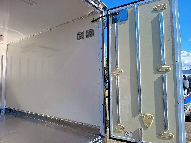 ISUZU ELF 2017 Image 31