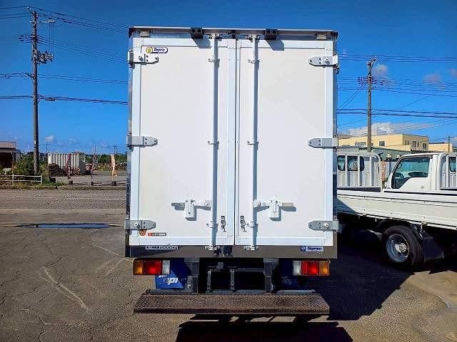 ISUZU ELF 2017 Image 31