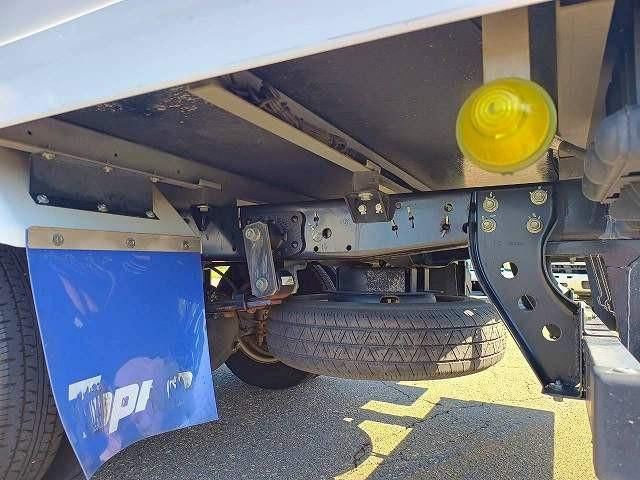 ISUZU ELF 2017 Image 31