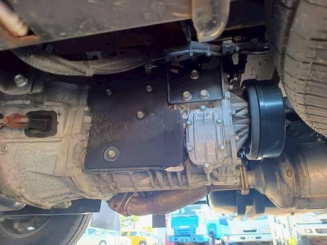 ISUZU ELF 2017 Image 31