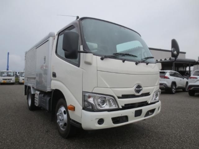 HINO DUTRO 2020 Image 31